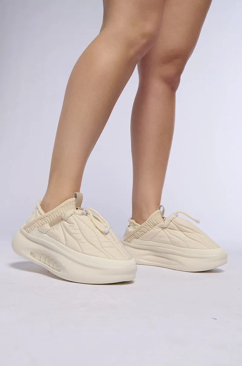 AZALEA WANG ASTEROID FUTURISTIC PUFFER SNEAKER IN CREAM