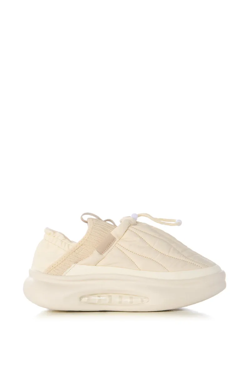 AZALEA WANG ASTEROID FUTURISTIC PUFFER SNEAKER IN CREAM