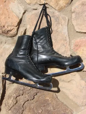 Black Leather Mens Figure Skates