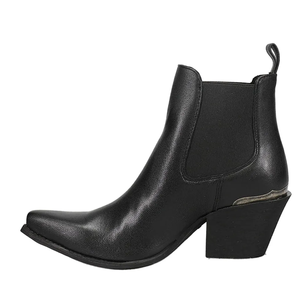 Bradley Pointed Western Booties