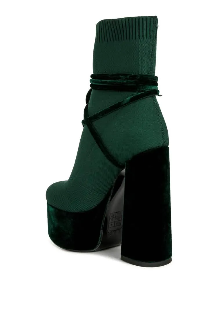 Chic Velvet Lace-Up Platform Ankle Boots for Stylish Comfort