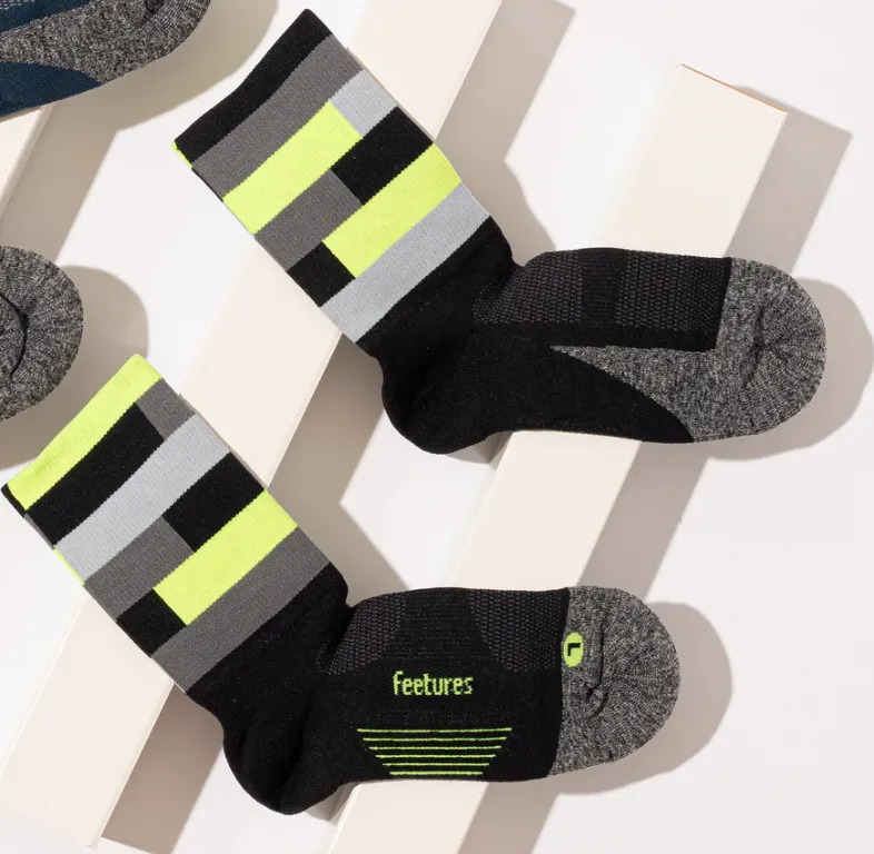 Feetures! | Elite | Mini Crew | Cypto Reflector