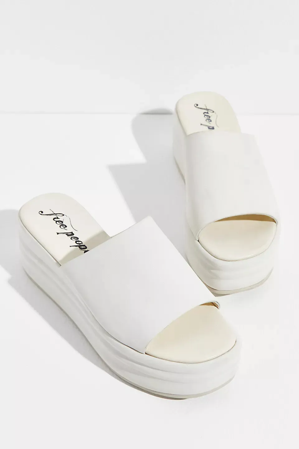 Free People Shoes Harbor Flatform Sandals in Vanilla