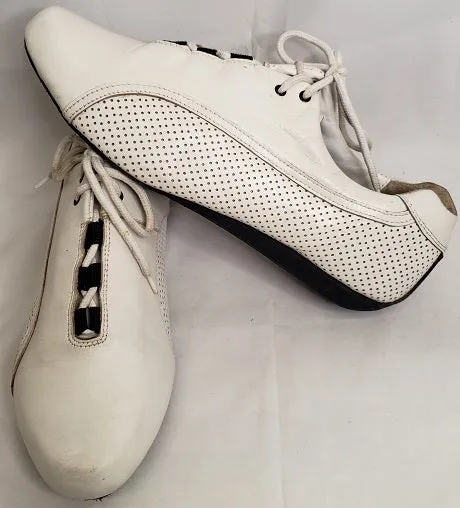 Lead III -- Unisex Salsa Oxford -- White