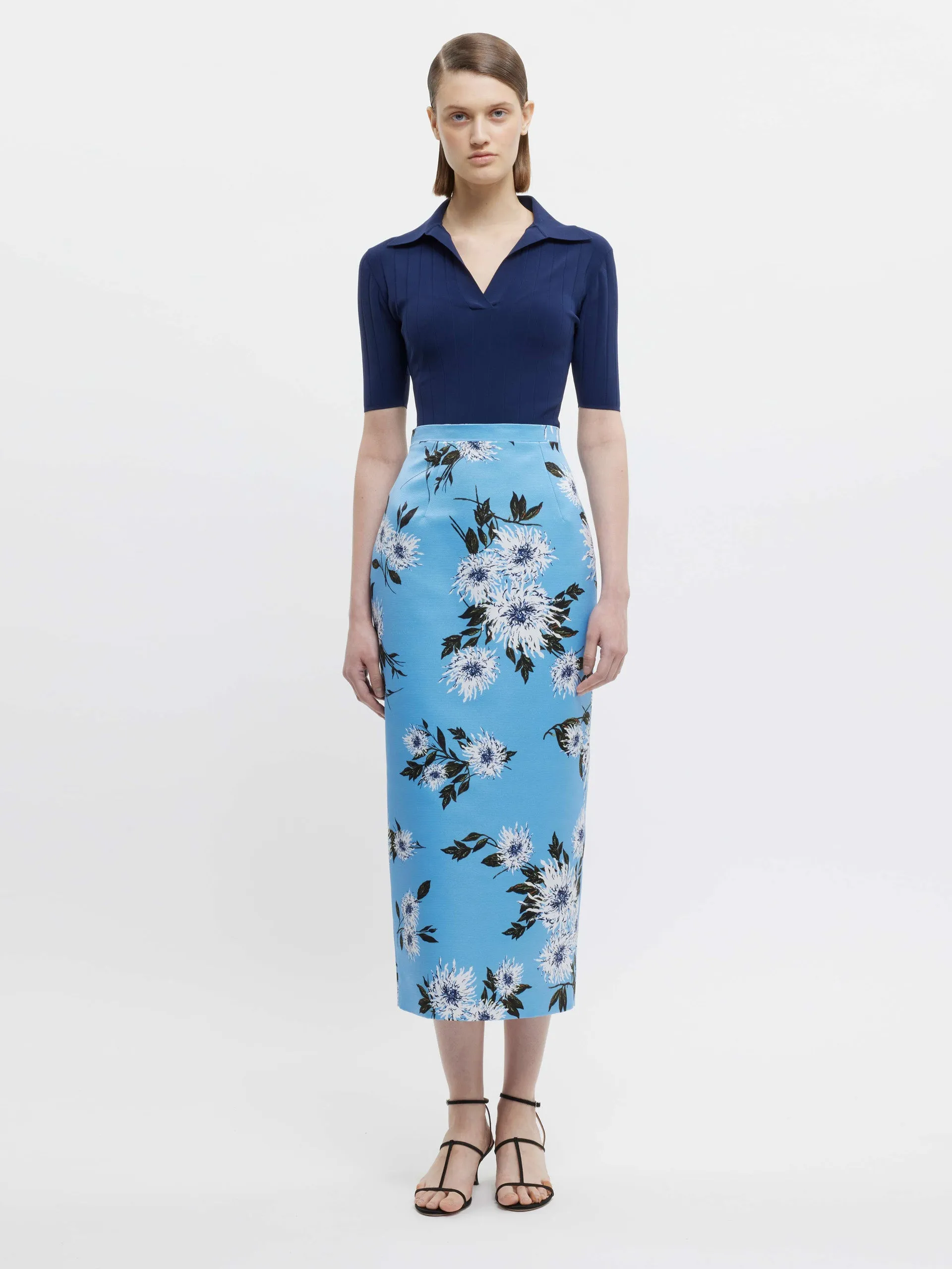 Lorelei skirt in blue dahlia floral print taffeta faille