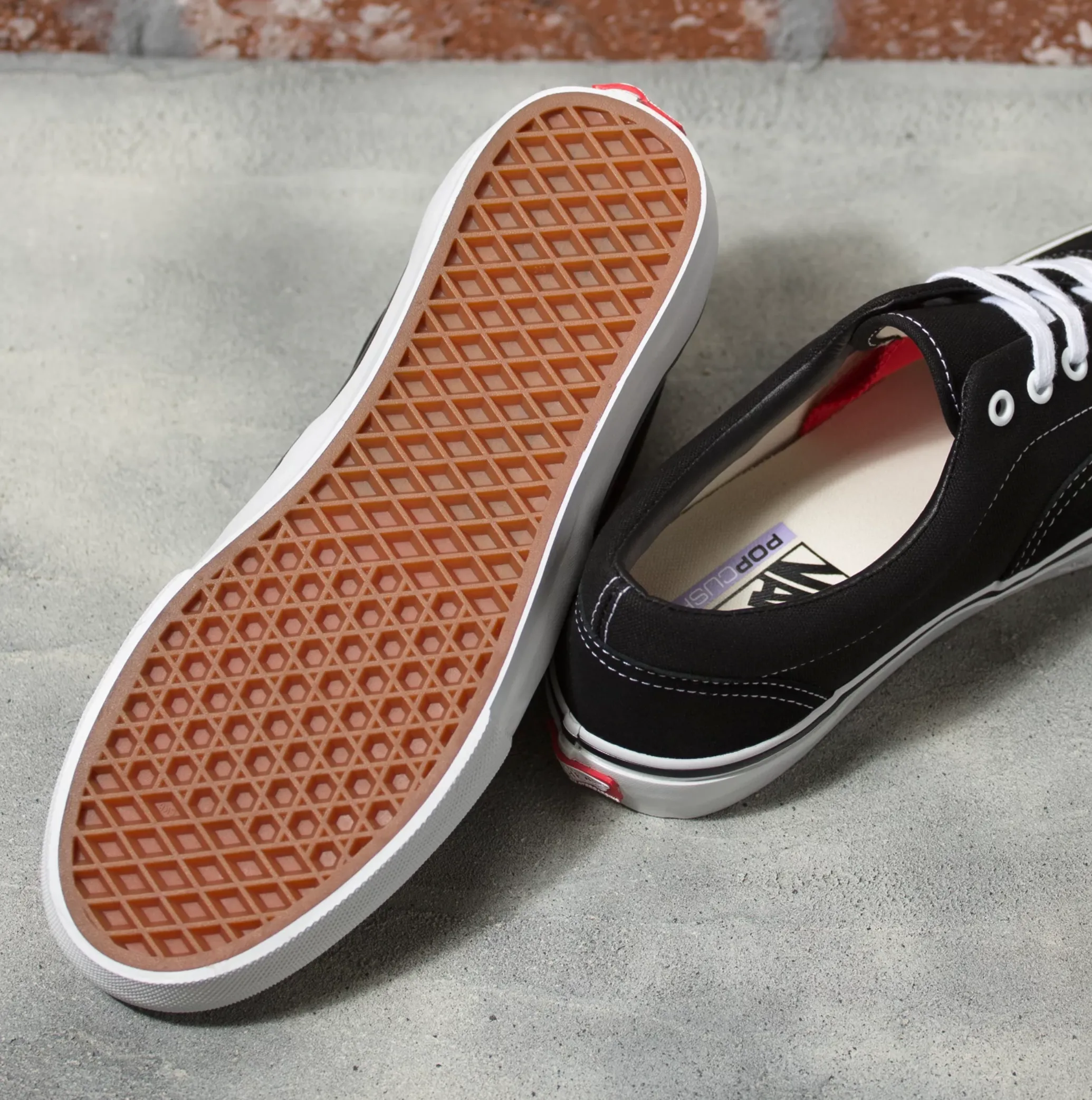 VANS SKATE ERA BLACK / WHITE