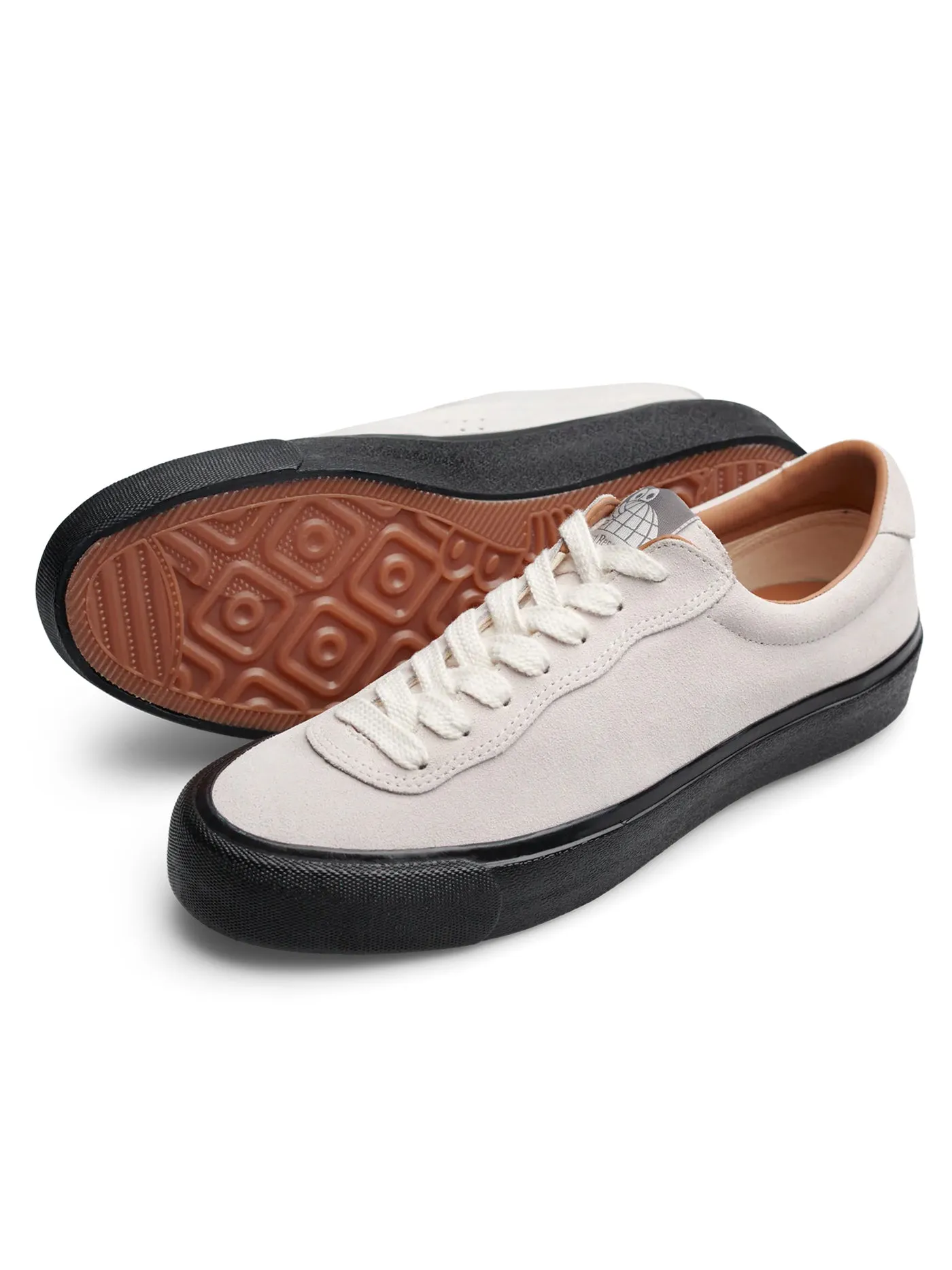 VM001 Suede Lo White/Black Shoes