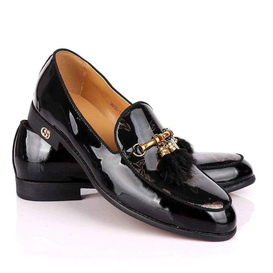 Wetlips Tassels Gold Chain Classic Black Shoe