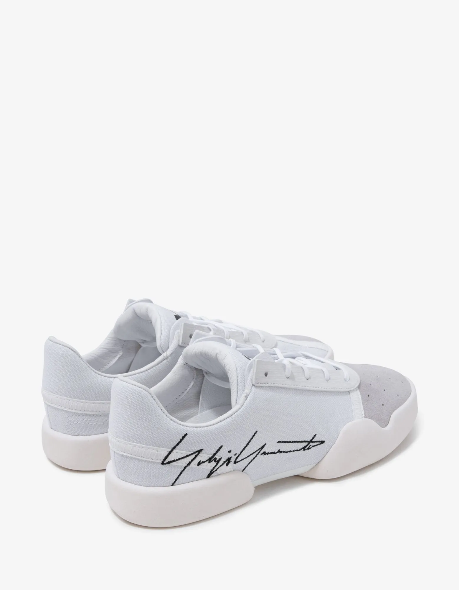 Yunu Trainers -